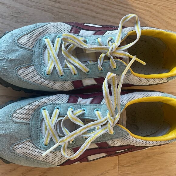 Onitsuka Tiger Asics Sneakers US 5 - Picture 2 of 7